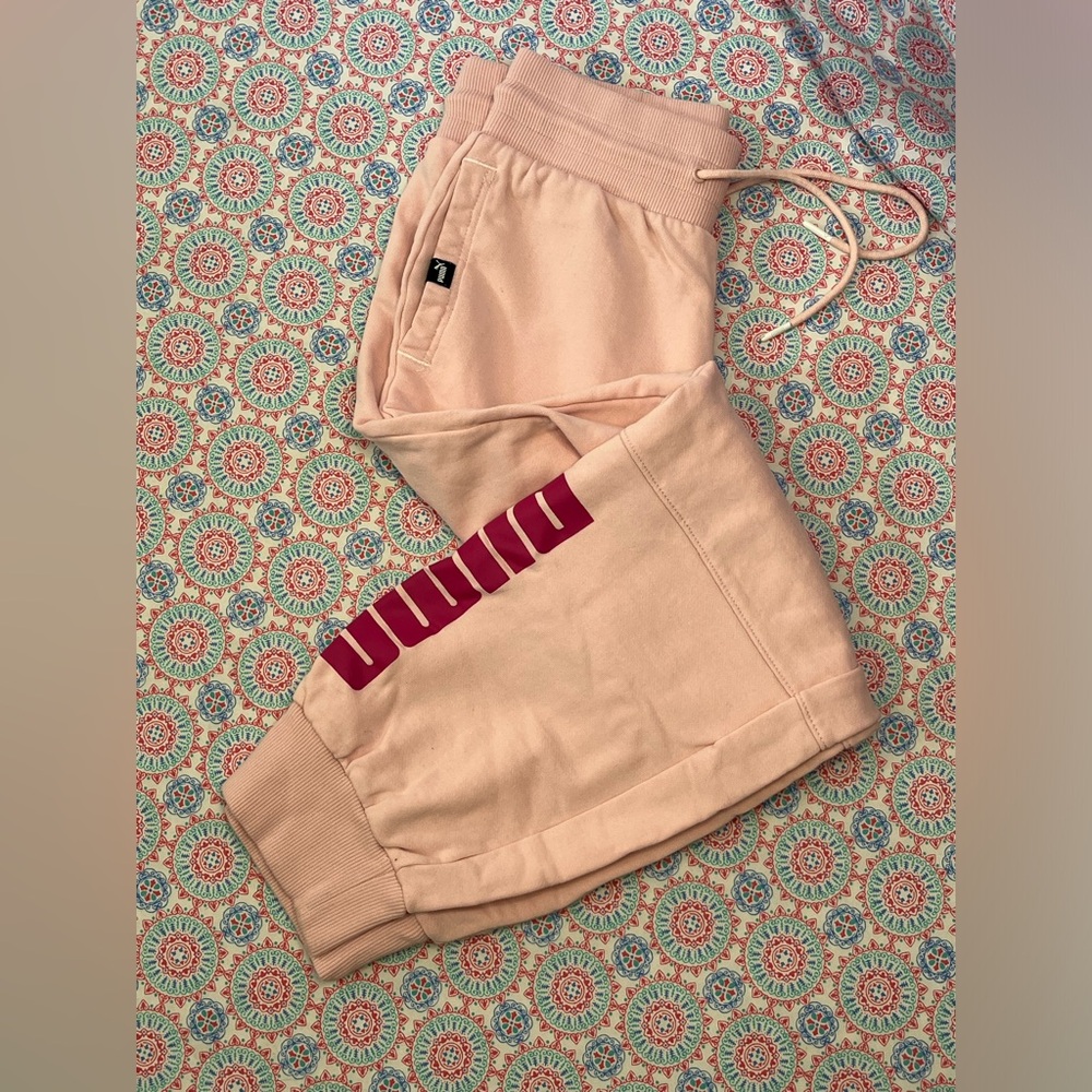 Sz XS pink Puma sweatpants